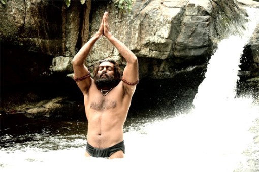 naan-kadavul Naan Kadavul